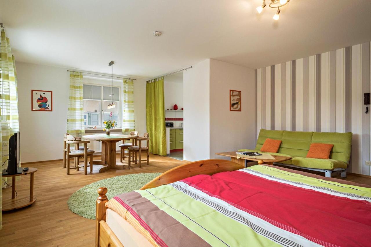 Ferienwohnung Am Schloss ไฮลิเกนแบร์ก ภายนอก รูปภาพ